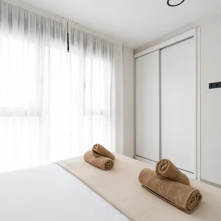Boulevard Getaway 2 *