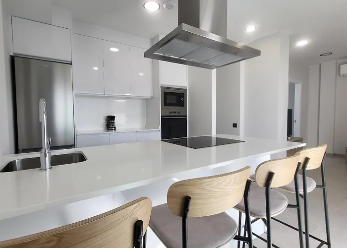 Boulevard Getaway 2 *