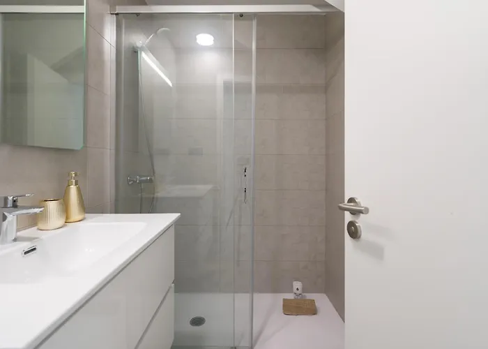 Boulevard Getaway 2 *